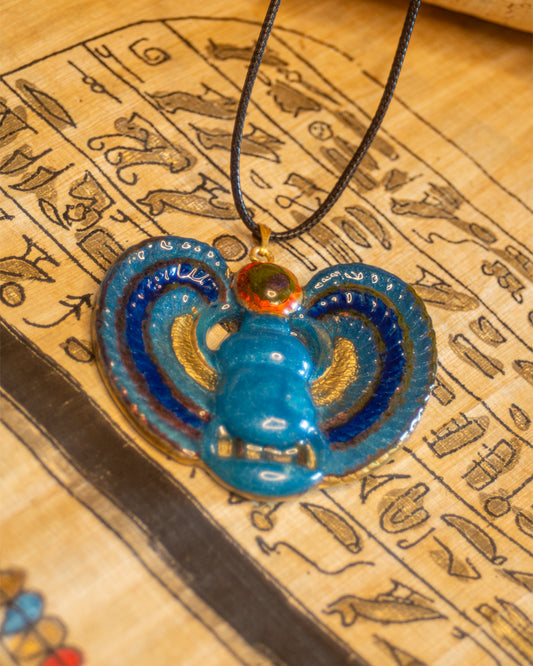 Winged Scarab Amulet - Cobalt Guide
