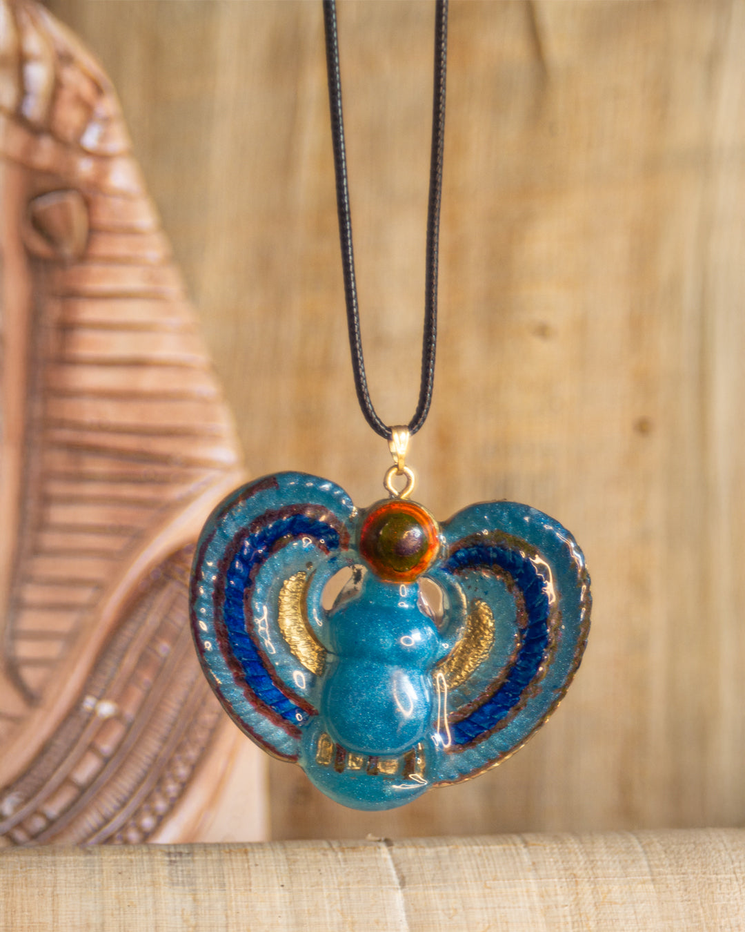 Winged Scarab Amulet - Cobalt Guide